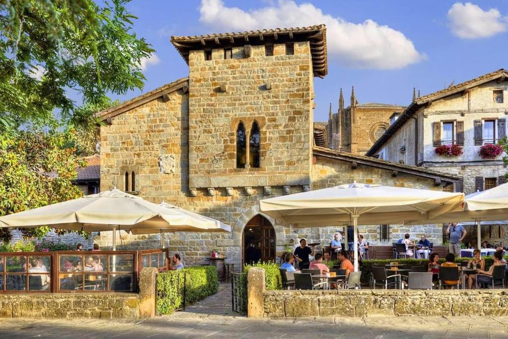 Acogedor Apartamento En El Corazon De Pamplona Exterior foto