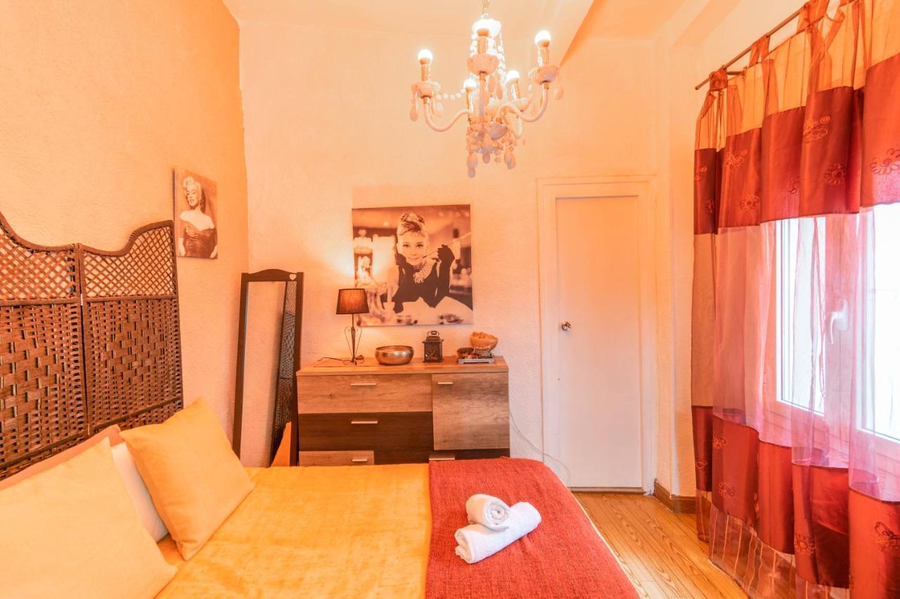 Acogedor Apartamento En El Corazon De Pamplona Exterior foto